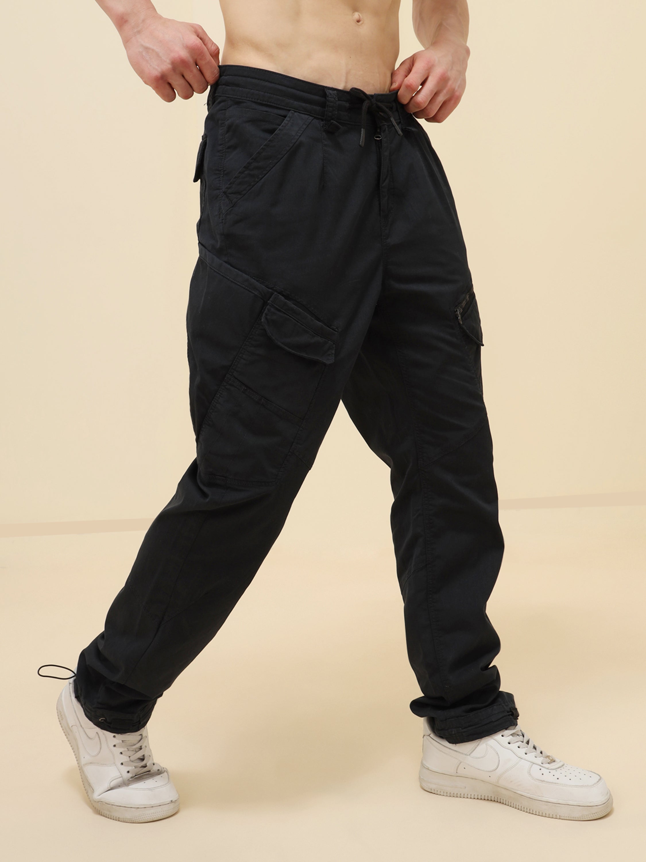 MEN BLACK STRETCH TWILL SLIM CARGO PANT