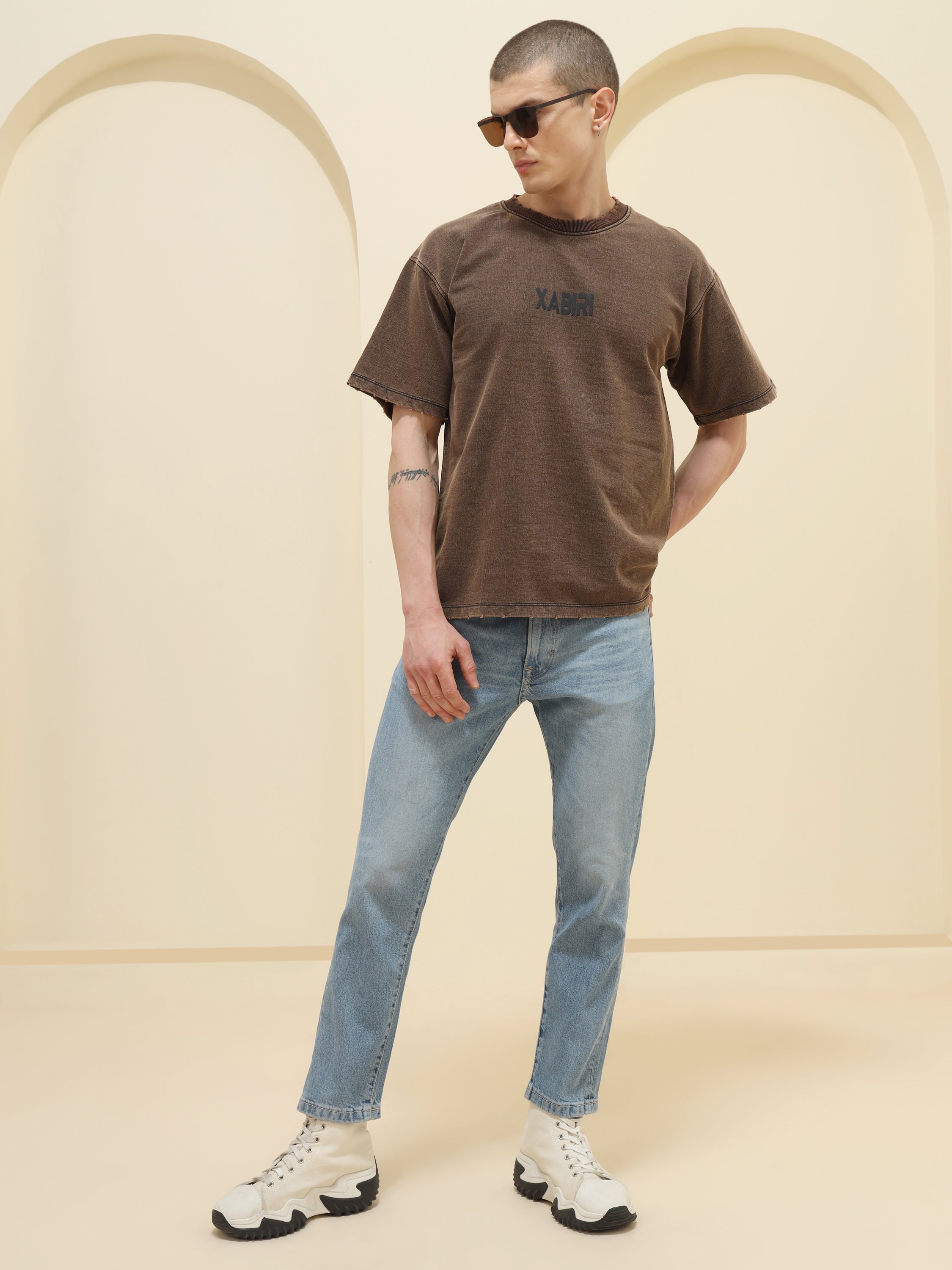 MEN STRAIGHT REGULAR FIT JEANS