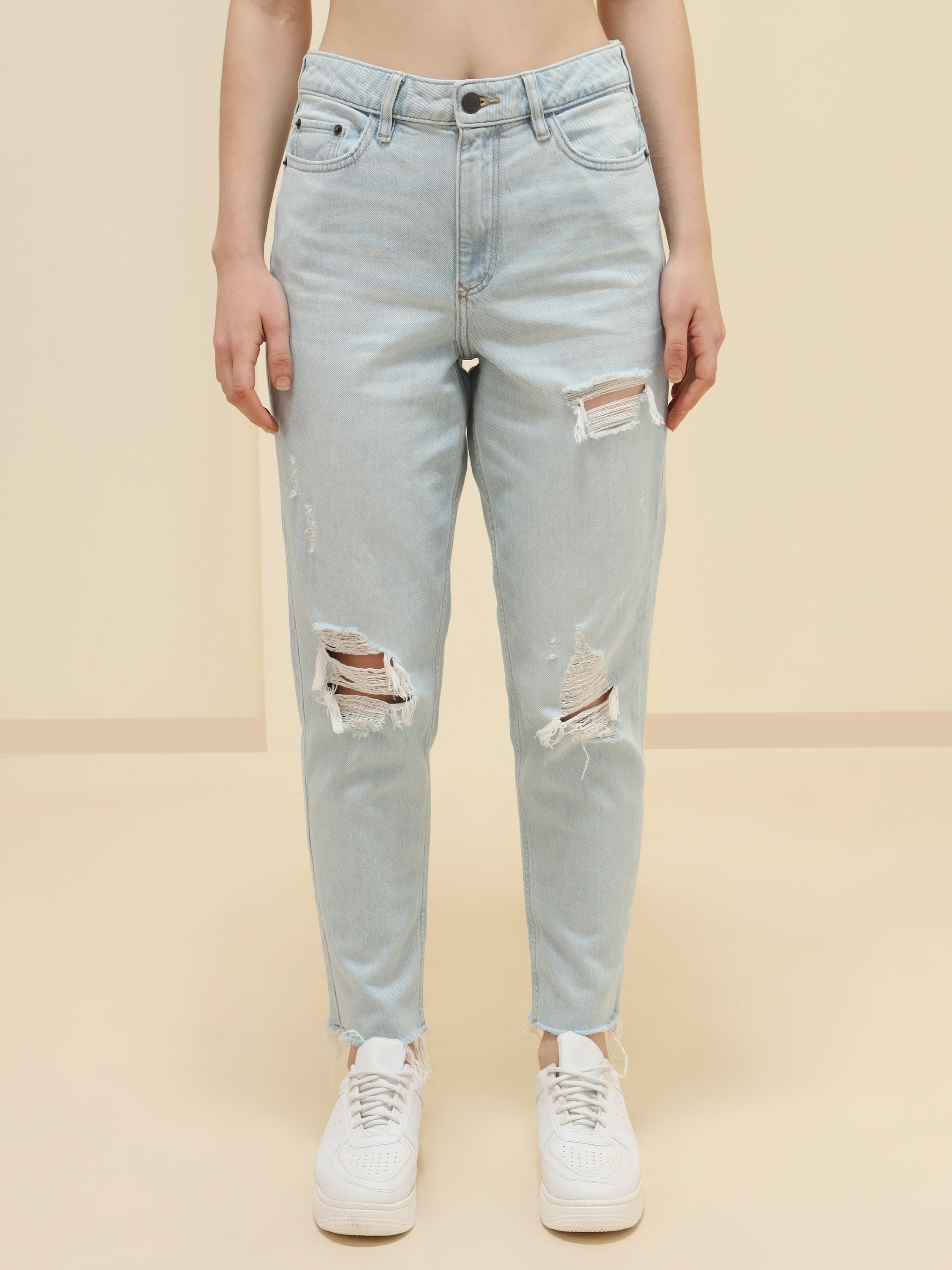 WOMEN MOM HIGH-RISE RIPPED JEANS